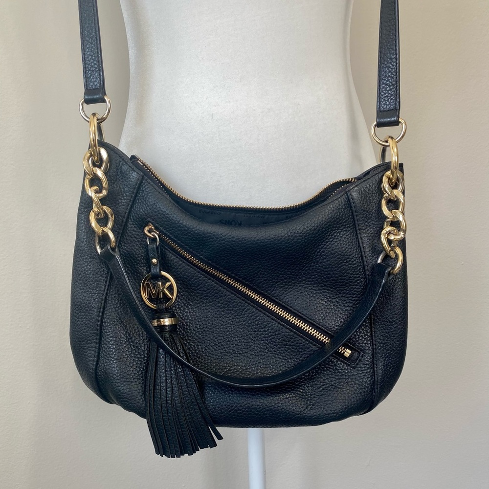 Michael kors charm tassel convertible shoulder bag